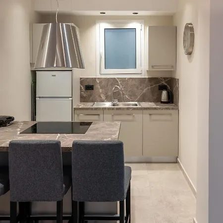 Roof Nk Chania Apartamento
