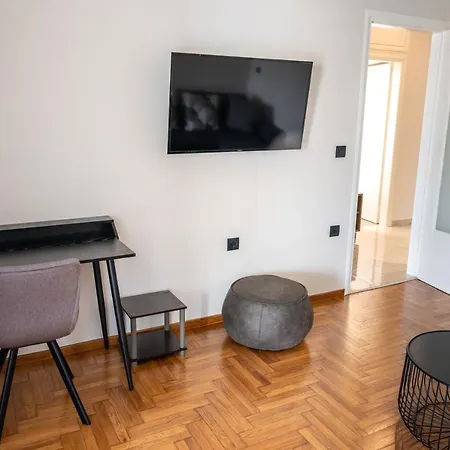 Apartman Roof Nk Chania *